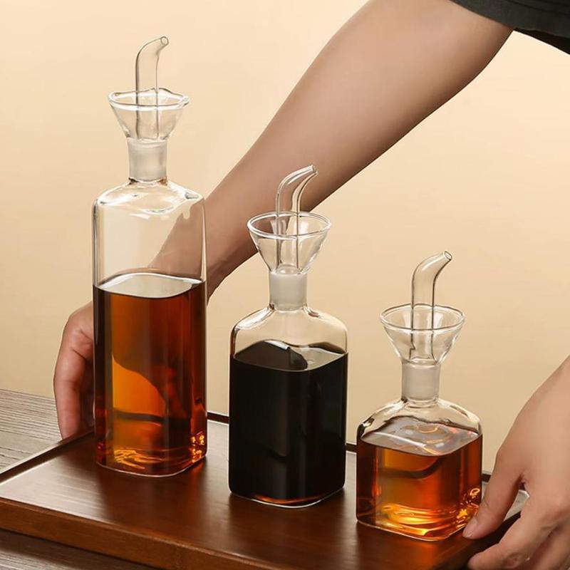 Leak-Proof High Borosilicate Glass Oil Dispenser Airtight Kitchen Bottle Dripless Soy Sauce Vinegar Seasoning Pot for Food