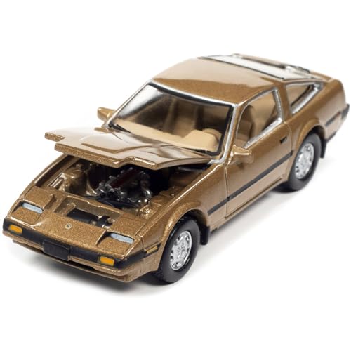 

1984 Nissan 300ZX Металлик Aspen Gold с Черными Полосами, Серия Classic Gold Collection, Ограниченный Выпуск, 12 480 Штук по Всему Миру, Масштаб 1/64, Литье под Давлением