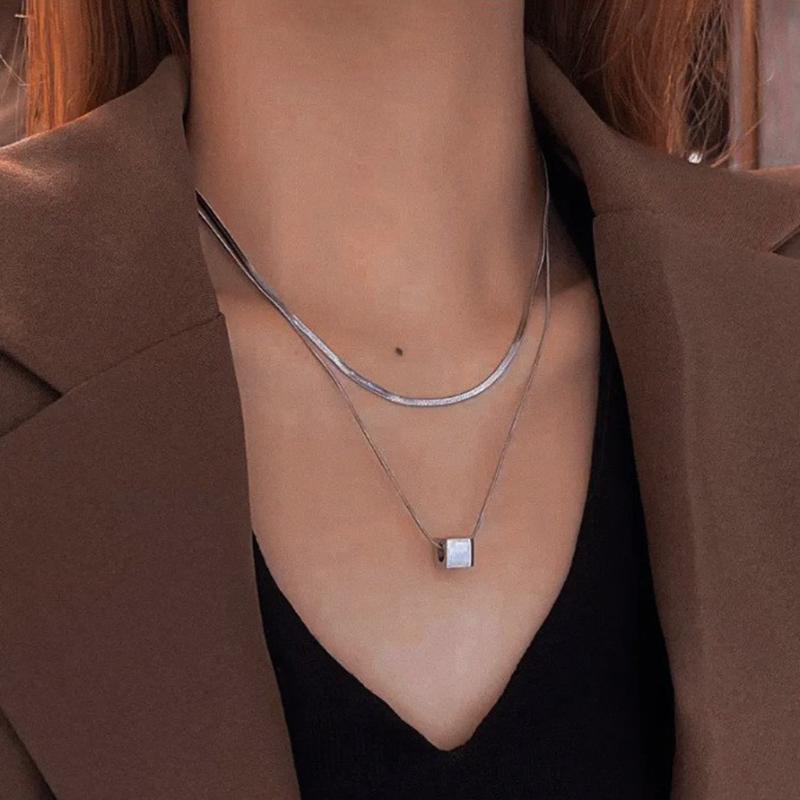 Stacking and Wearing Type Double Layer Geometric Titanium Steel Pendant Necklace for Women Charm Clavicle Chain Fashion Jewelry