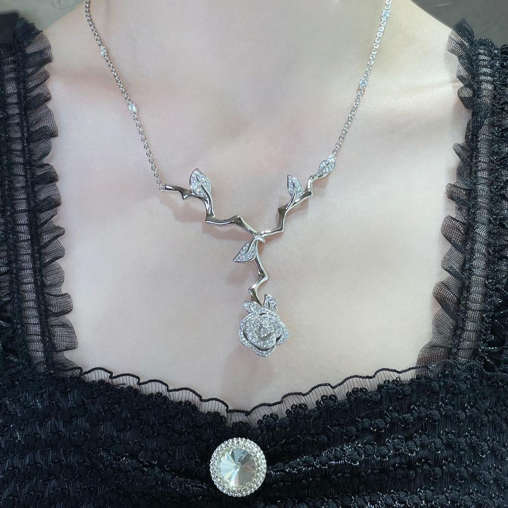 Vintage Hot Brand Women's Necklace Luxury Jewelry For Women Designer Pendant Pure 925 Sterling Silver Rose Gold Flower Necklaces