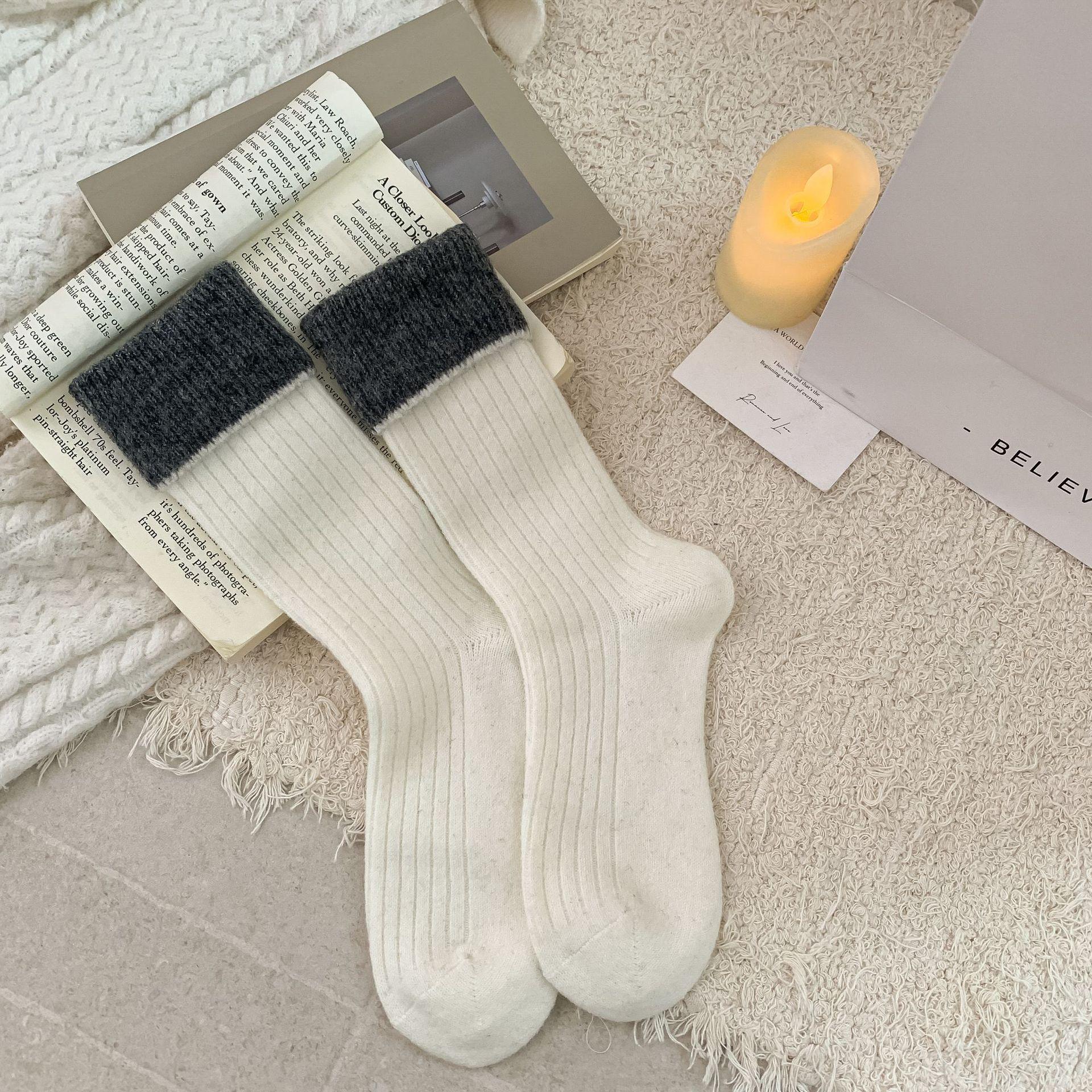 

Женские осенне-зимние утолщенные теплые шерстяные гольфы средней длины 1 pair молочный белый