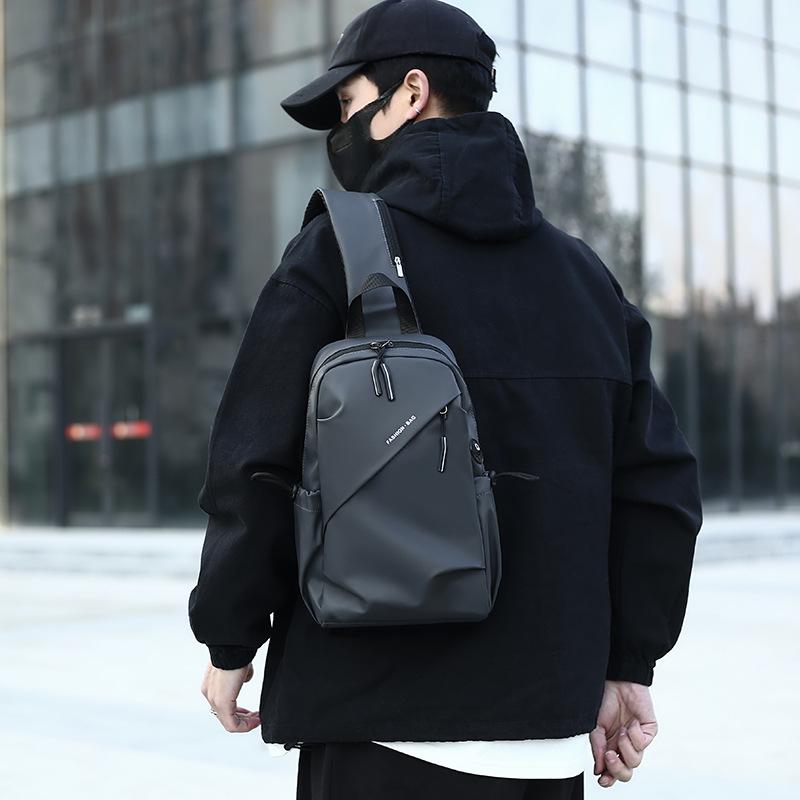 Large-capacity, Simple and Versatile Crossbody Bag for Men, Lightweight Single-shoulder Backpack for Men, Multi-functional Portable Chest Bag