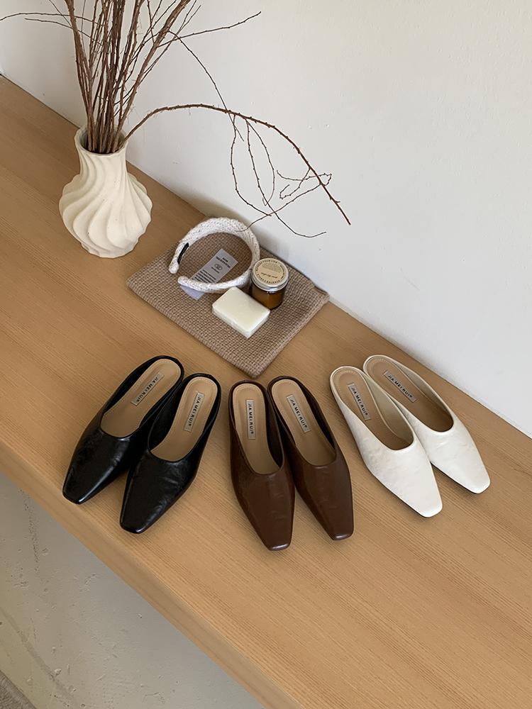 Fashion 2025 Spring Summer New Women Slipper Ladies Pointed Toe Slip On Ladies Casual Mules Shoes Flat Heel Outdoor Dress Sandal Shoes