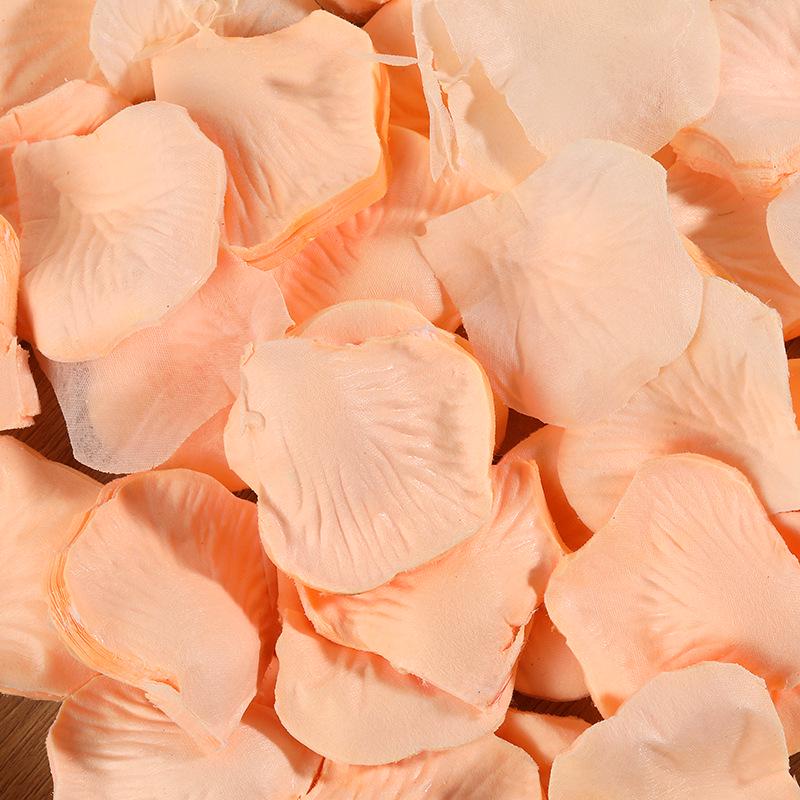 Non-Woven Artificial Rose Petals for Wedding Decorations and Hand-Thrown Arrangements