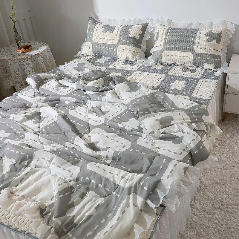 

Новая роскошная удобная летняя стеганая наволочка из латексного коврика (лист) Юбка-кровать, комплект из 4 предметов, шифоновое кружевное летнее прохладное одеяло 200x230cm 1quilt