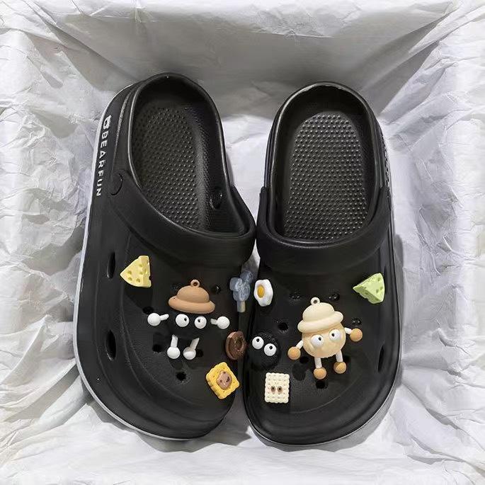 Summer Cartoon Slip-On Outdoor Slippers: Non-Slip Baotou Beach Shoes with Thick Soft Soles