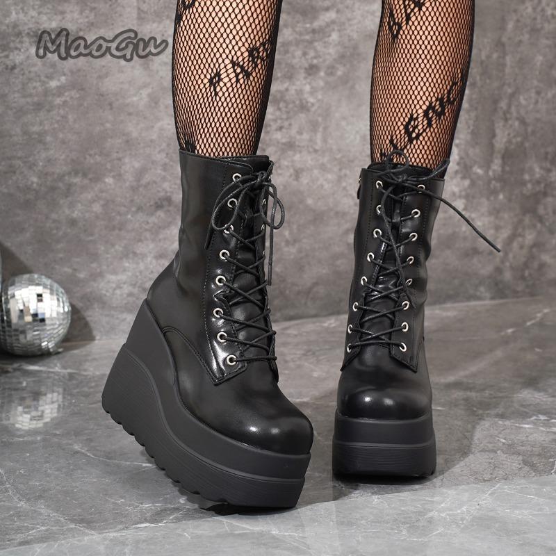 Fashion Height Increasing Boots for Women Autumn 2025 New High Heels British Style Platform Short Boots Black Side Zip Women's Punk Shoe