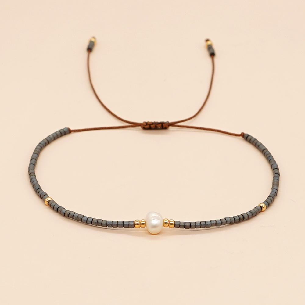 Trendy Deep Blue & Gold Rice Bead Pearl Hand Bracelet: Niche Design Women's Fashion Accessory