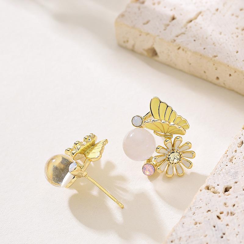 

Mori sweet temperament pastoral enamel drop glaze diamond butterfly flower stud earrings niche design earrings жовтий
