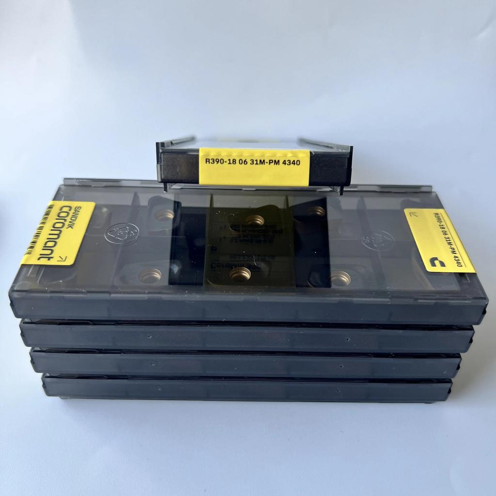 SANDVIK / R390-180631M-PM 4340 /  Industrial indexable Carbide Inserts 10 Pcs