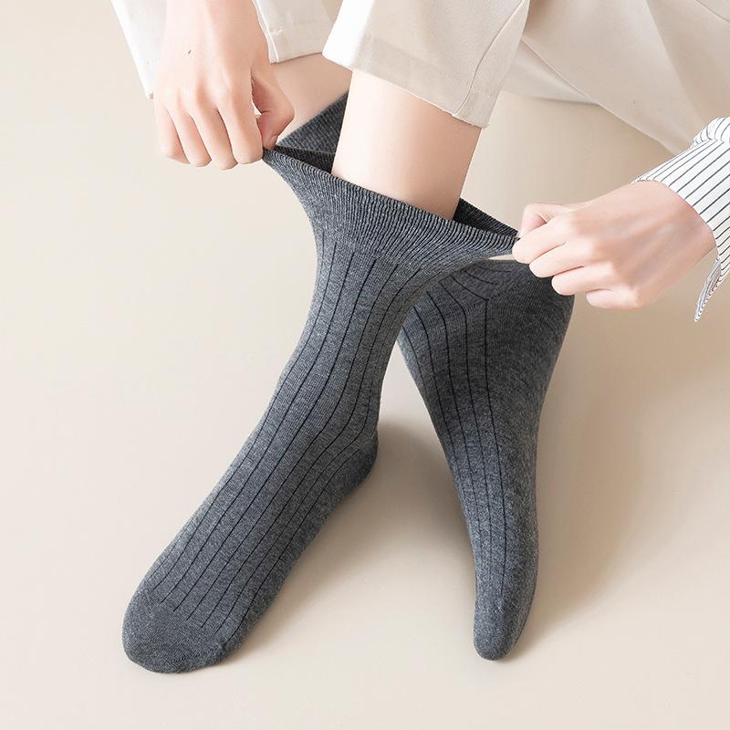 Girls Draw A Pair of Spring and Autumn Socks, Pile Up Socks, School Style, Retro Solid Color Long Socks, Vertical Striped Mid-calf Socks