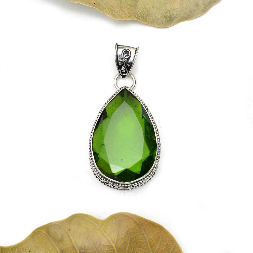 Peridot Gemstone Pendant : 925 Sterling Silver Handmade Jewelry Pendant