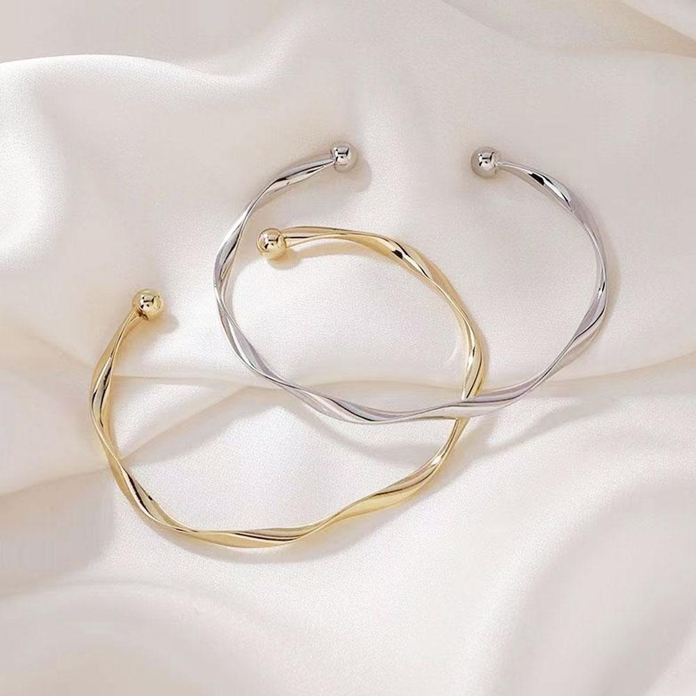 Retro Offener Armreif Kreativer Wellenarmreif Möbius Geometrische Accessoires Verstellbares Armband für Frauen Geschenk