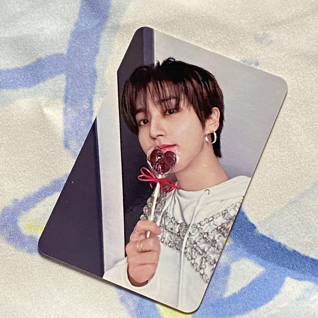 

[USED] StrayKids Raku-STAR Sukizu Han ROCK-STAR Trading Card