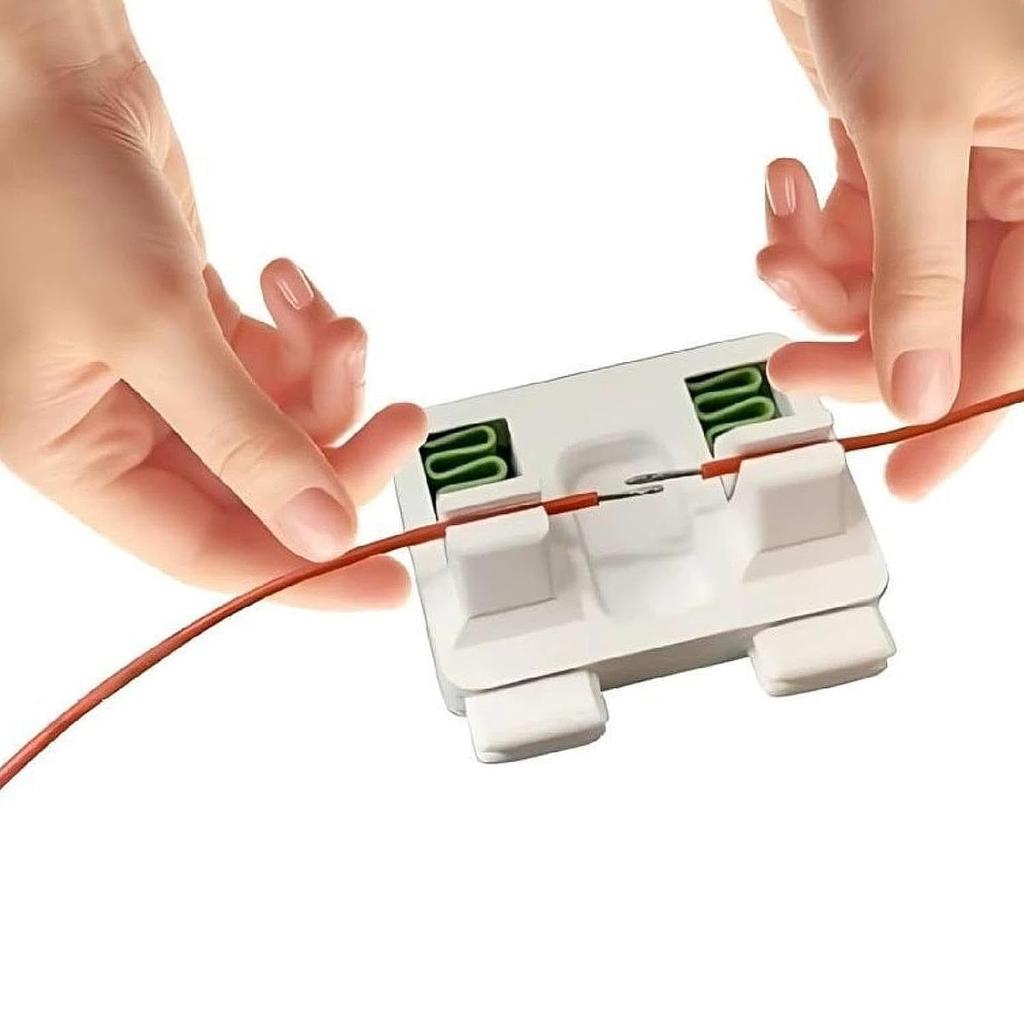 Electric Wire Welding Fixture, Automotive Wire Power Helping Hands Soldering, Portable, Versatile, Stabilizing Wire Holder, White