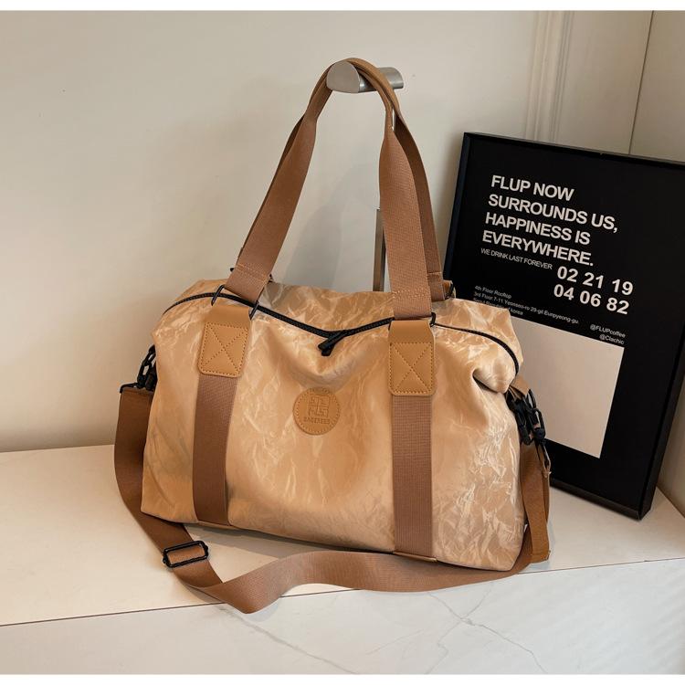 

2025 new travel bag large capacity out luggage bag sports yoga bag women s simple messenger fitness bag хаки