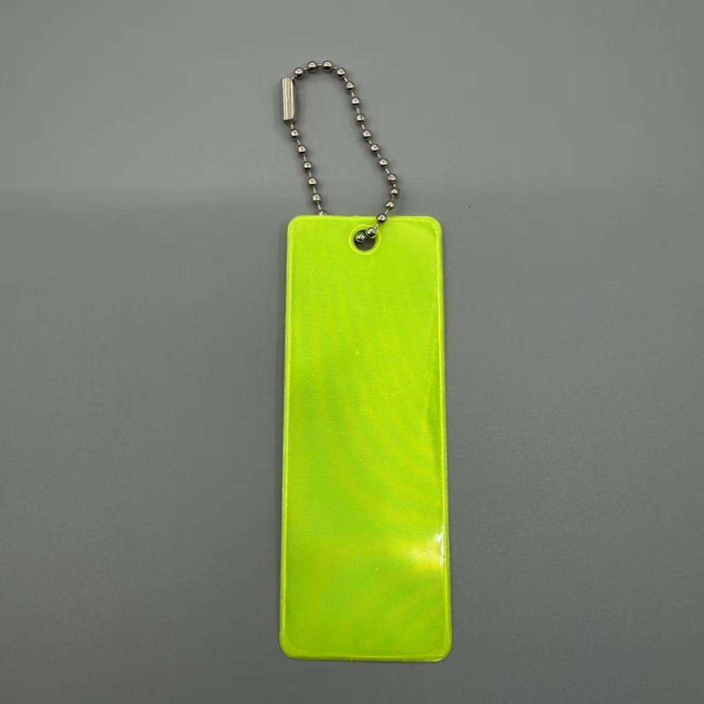 Reflective Star Chasing Keychain: 13 Color Streamer Pendant for Bicycles