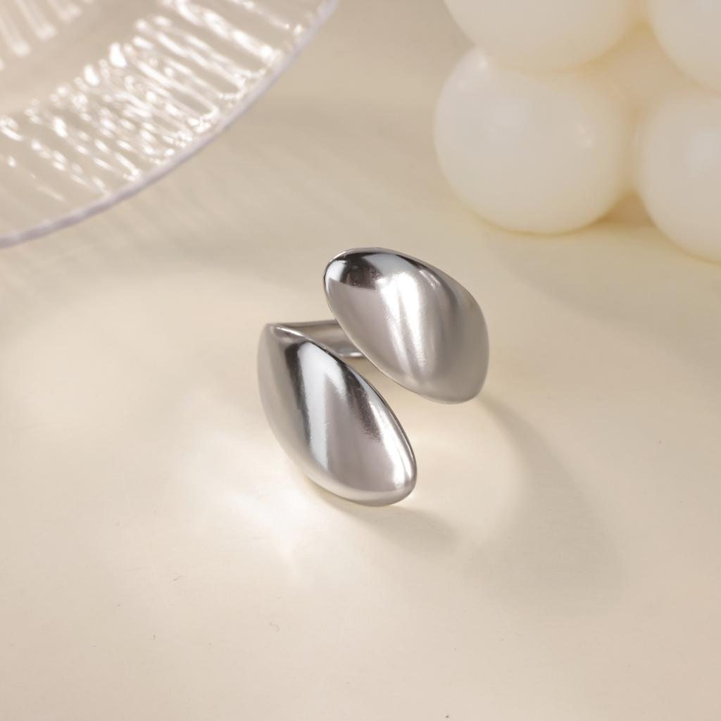 Fashion Asymmetric Wave Rings for Women Gold Plated Stainless Steel Geometric Ring Wedding Party Durable Jewelry Gift