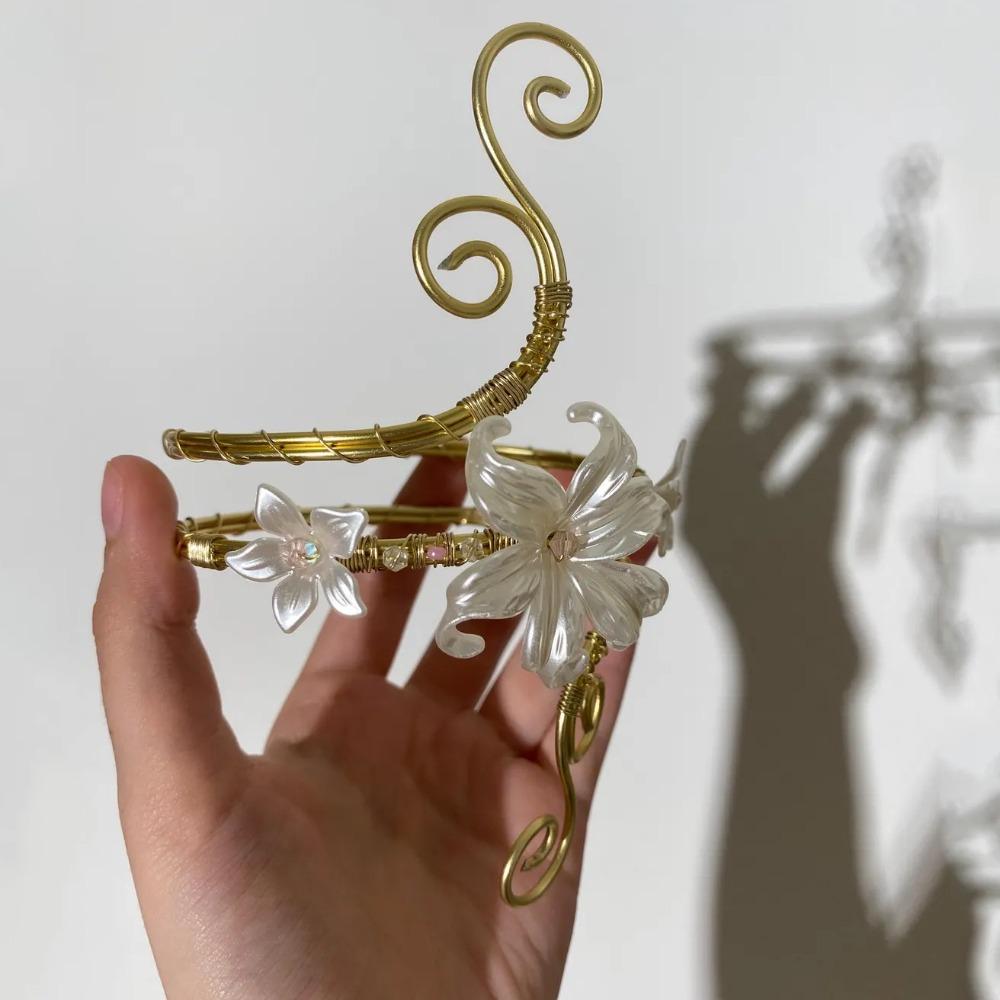 Hollow Out Open Arm Bangle Floral Arm Ring Vintage Iris Flower Bracelet Hand Jewelry