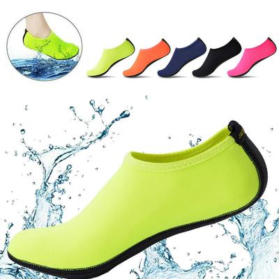 1 Paar Erwachsene Neoprenanzug-Schuhe Socken Tauchsocken Pool Strand rutschfeste Schwimm-Slip-on-atmungsaktive Socken Neopren-Tauchsocken