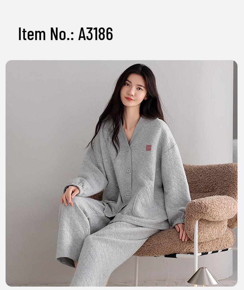 Three-layer Women's Winter Pajamas Set: Warm Long Sleeve Top & Pants in Casual Sporty Style for Autumn/Winter.