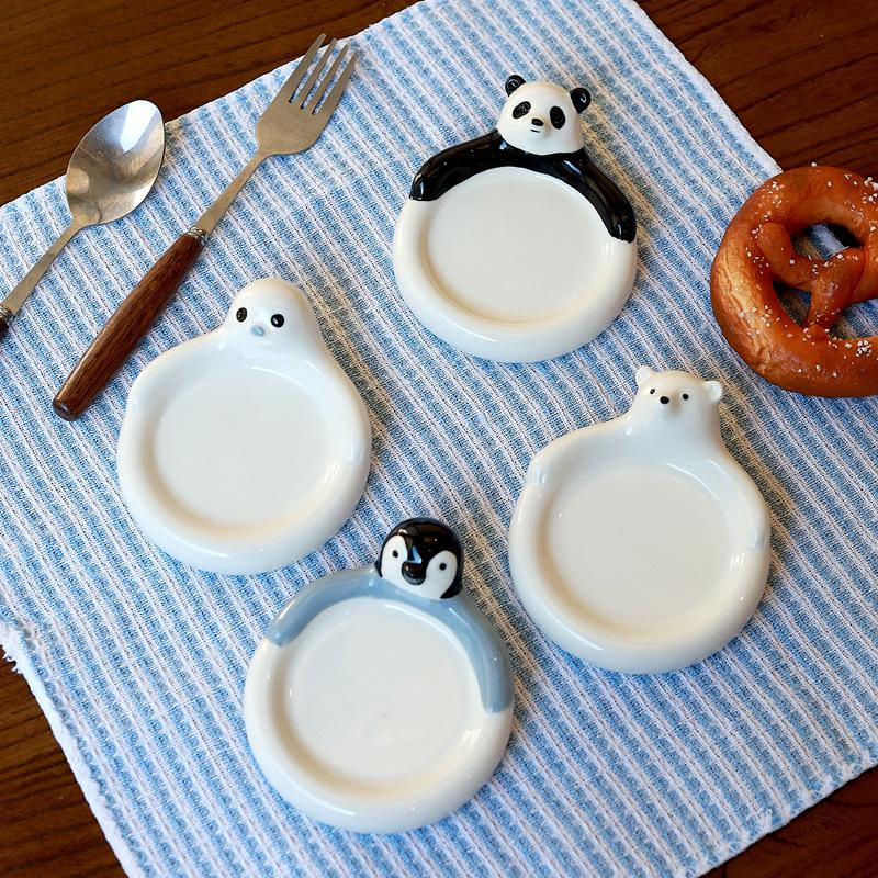 Creative Cartoon Panda Ceramic Plate Household Dipping Plate Cute Small Plate Soy Sauce Plate Seasoning Plate Hot Pot Sauce Plate