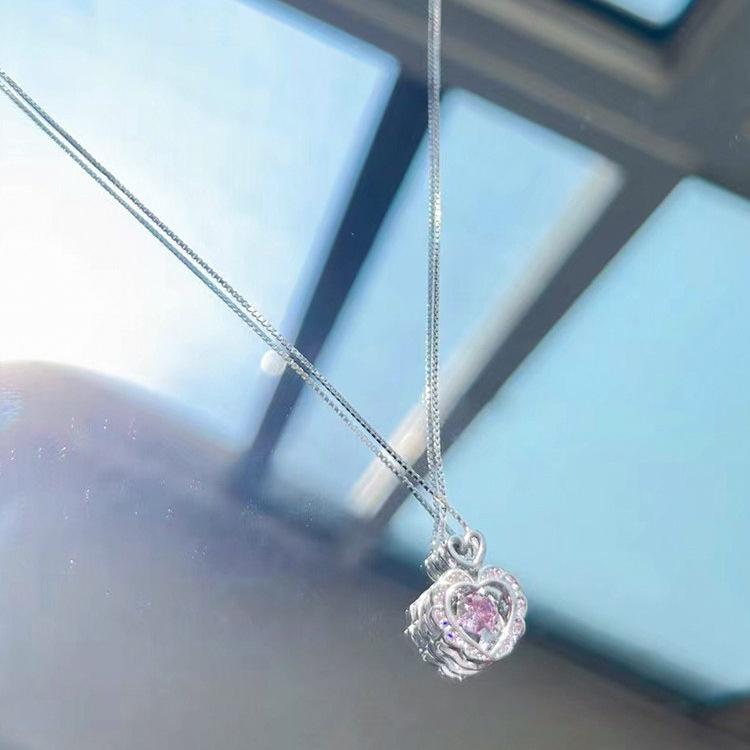 

Sweet And Lovely Pink Diamond Heart Necklace For Women Delicate Collarbone Chain With Elegant Ins And Unique Design