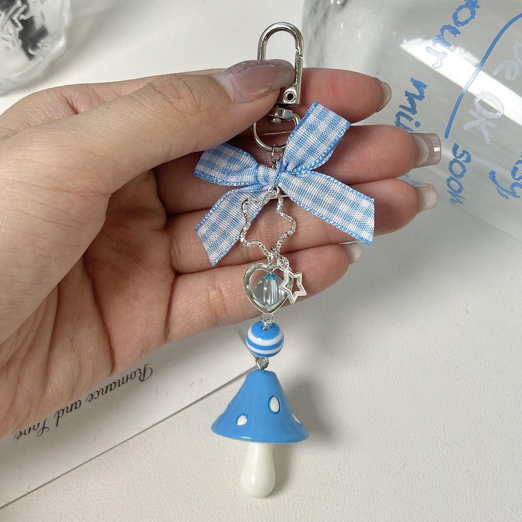 Cute Beaded Keychain Fade-Resistant Celestial Charm Keychain Sun Moon Star Keychain Unique Phone Lanyard Key Ring For Bag