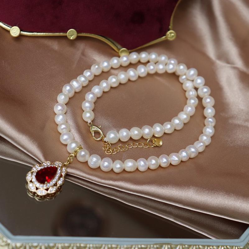 7-8mm Natural Freshwater Pearl Necklace: Versatile Clavicle Chain with Strong Luster and Multiple Styles for Women 7-8mm