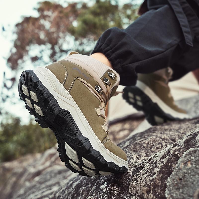 New Fashion Autumn And Winter Men's High Top Martin Boots Students Male Boys Trending Climbing Soft Sole Work Shoes Labor Protection Martin Sneakers