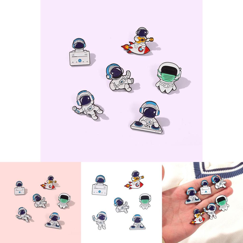 High-quality Astronaut Memorial Brooch Pin With Elegant Electroplated Finish