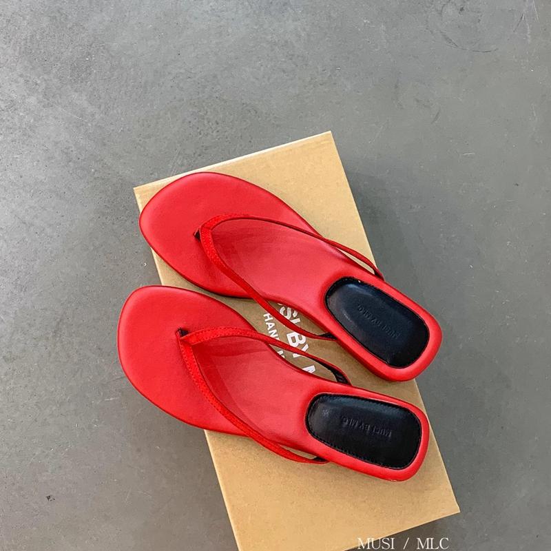 

Fashion SUOJIALUN 2025 Summer New Brand Women Slipper Fashion Narrow Band Ladies Elegant Outdoor Dress Slides Low Wedge Heel Flip Flops 37 красный