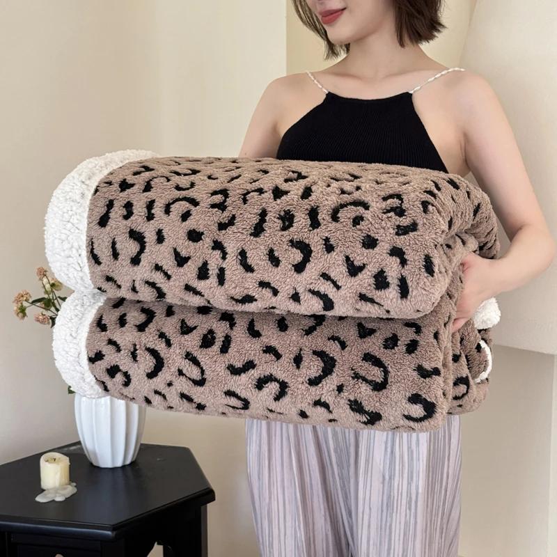 

Осінь-зима тепла затишна ковдра з леопардовим принтом м яка зручна штучна овчина для дивана антистатична жакардова ковдра для сну 70x100cm Very small