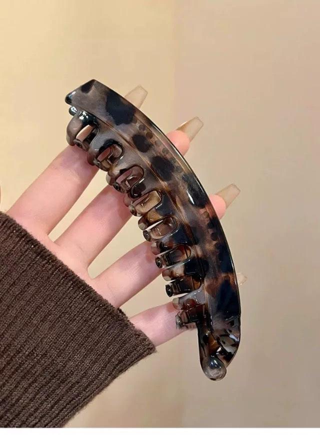 Retro leopard print banana hairpin female high-end ponytail twist vertical clip temperament back head hair volume clip headdress