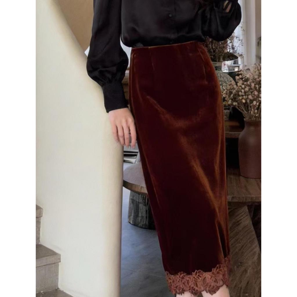 Rongtai Women's Textured Velour Embroidered Lace Hem Bodycon A-line Skirt 2026.