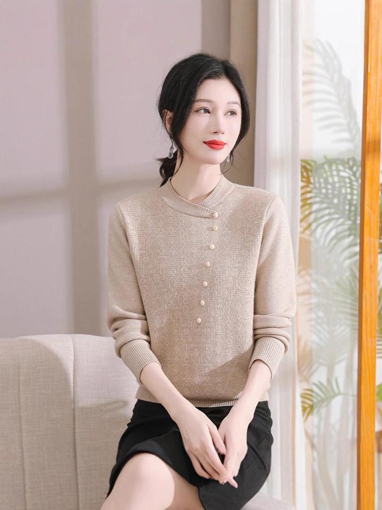 2024 Velvet-Enhanced Knit Sweater: Warm, Fashionable Round-Neck Chinese Style for Autumn/Winter