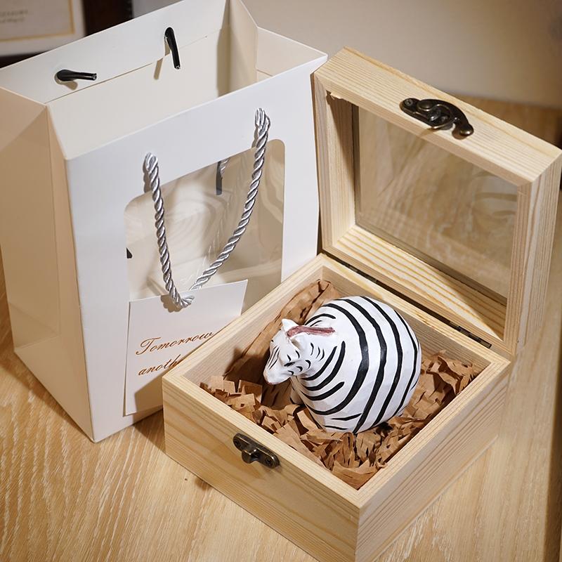 Chubby Giraffe Handmade Wooden Figurine Cute Cartoon Desk Decor for Bookshelf