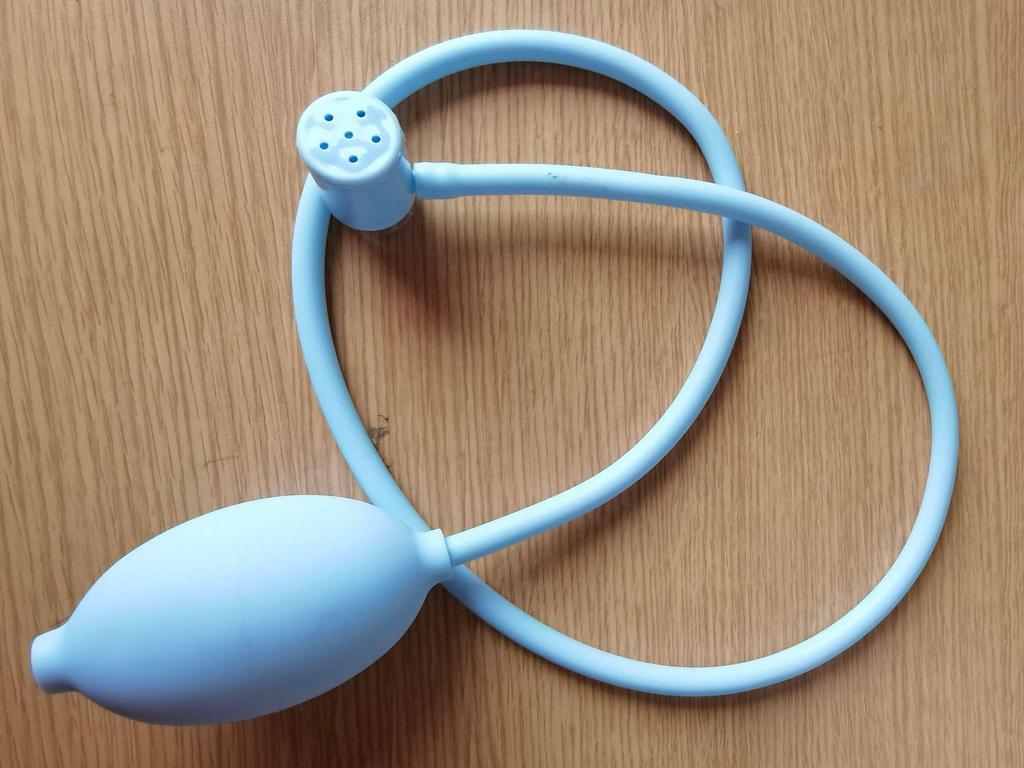 Folding Bidet for Postpartum and Gynecological Care, Soaking and Hygienic Basin for Pregnant Women and Anorectal Post-Surgery Use.