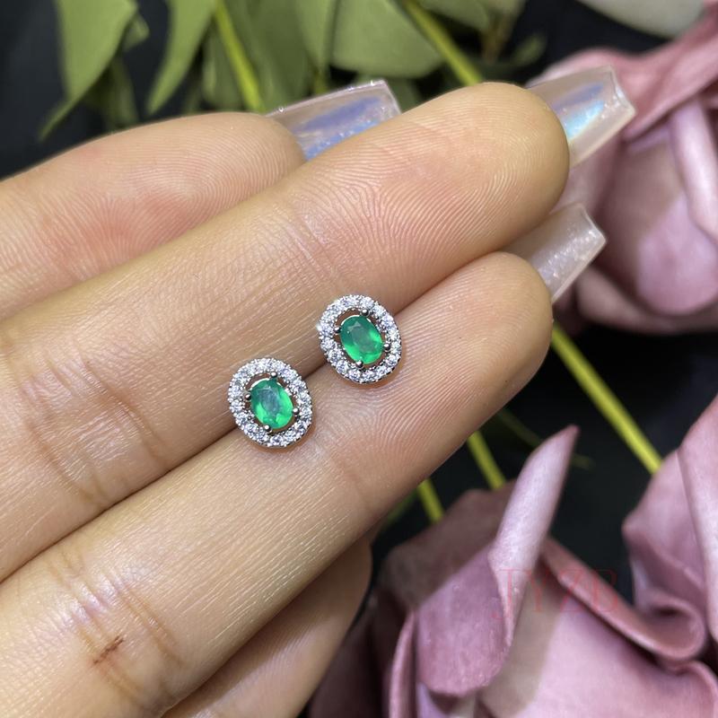 100% Natural Emerald Stud Earrings Luxury Style 3*4 Mm 925 Silver Colombian 0.5ct
