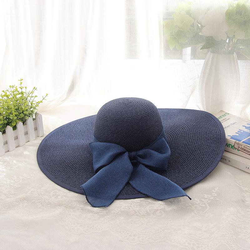 Women's Foldable Extra-Large Brim Straw Sun Hat