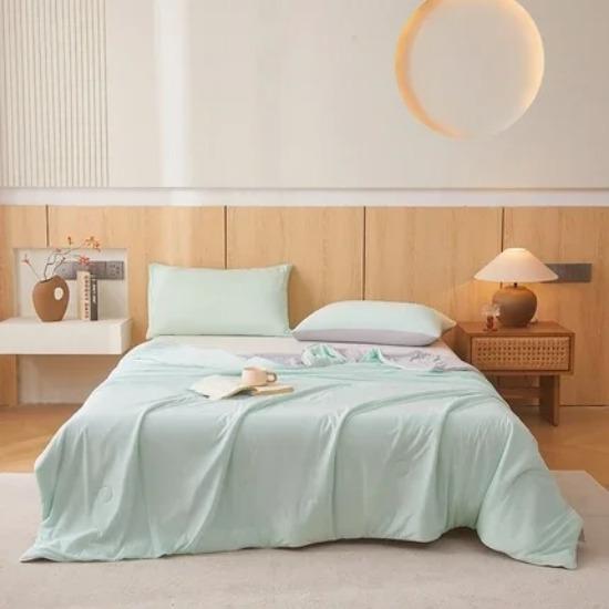 New Summer Quilt Air Conditioner Cools The Summer Quilt with Class A Mica Spandex