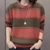 Gestreifter Strickpullover für Frauen mittleren Alters, lässiger Pullover für Frauen für den frühen Herbst