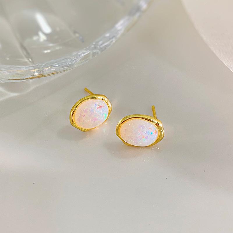 Exquisite Oval Opal Earrings for Women with Personality, Fashionable and High-end Design Earrings