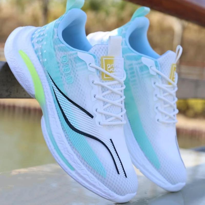 Men's shoes new ice silk mesh sneakers soft sole breathable casual running shoes trendy with light and comfortable sports trendy shoes