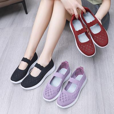 Mesh-Schuhe für Damen im Sommer 2024, neue Damen-Freizeitschuhe mit weicher Sohle, atmungsaktive Fliegengewebe-Schuhe für Mütter mittleren Alters und ältere Menschen