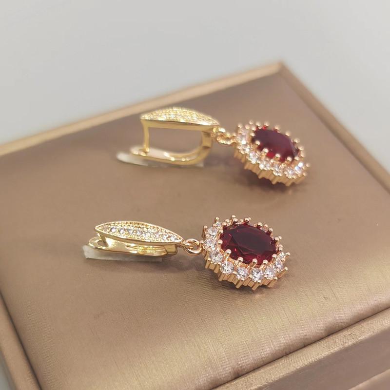 Red Oval Crystal Zircon Drop Earrings for Women 2023 New Gold Color Wedding Engagement Party Jewelry Accessories