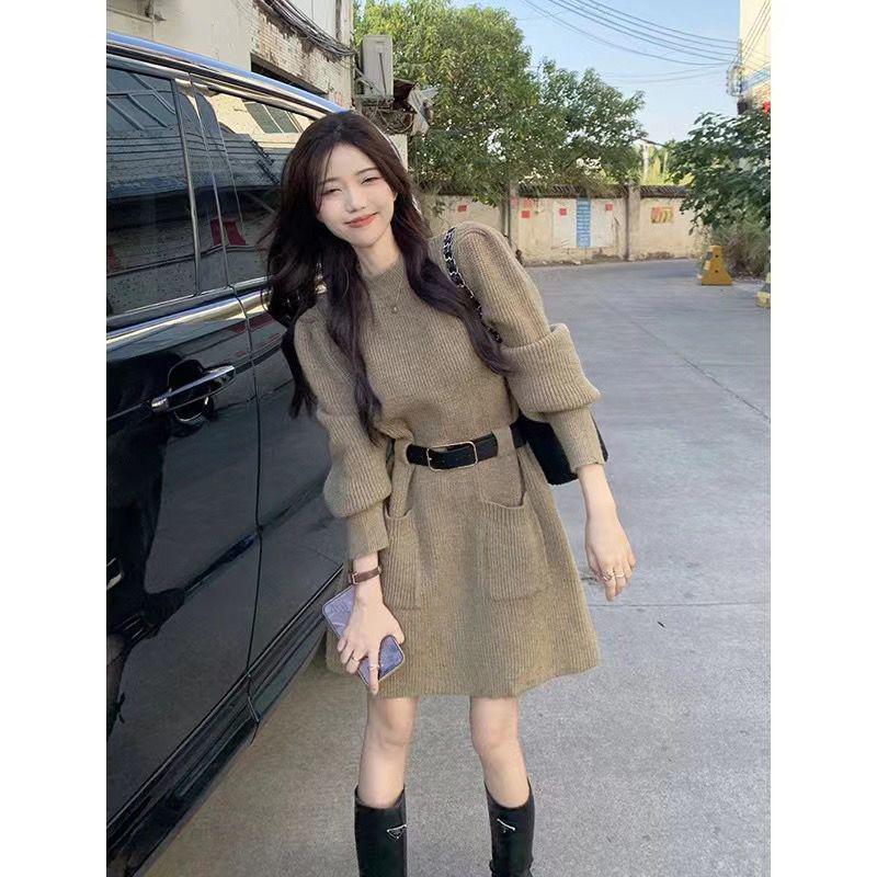 Plus Size Women's Korean-Style Fashion Knitted Dress: Autumn/Winter Waist-Slimming, Figure-Flattering Trend.