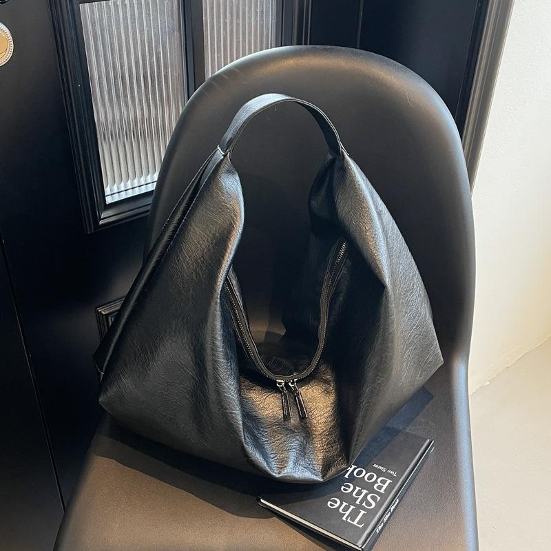 Simple and Stylish Urban Shoulder Bag Hand Bag