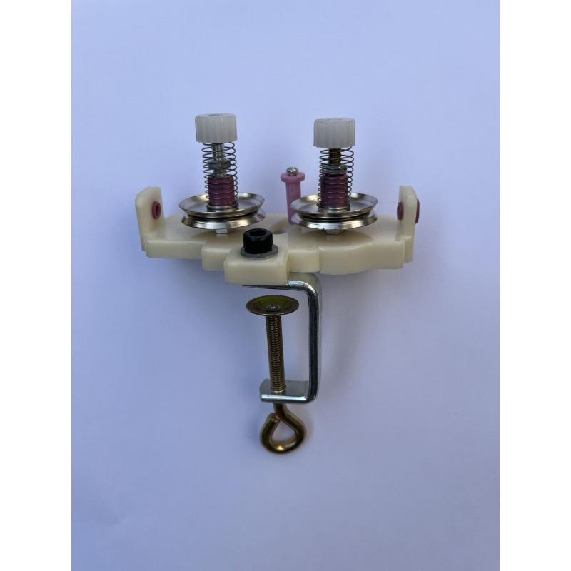Compact Hand-Crank Bobbin Winder for Wool Yarn - Lede Zhu