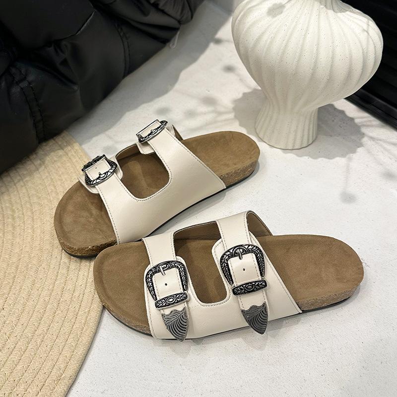 

Outside slippers Women s 2025 summer outside wear European and American fashion trends cool slippers Metal buckle slippers Beach cool slippers 43 бежевый